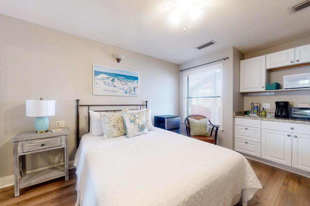 Apartment The At St Thomas Square Panama City Beach